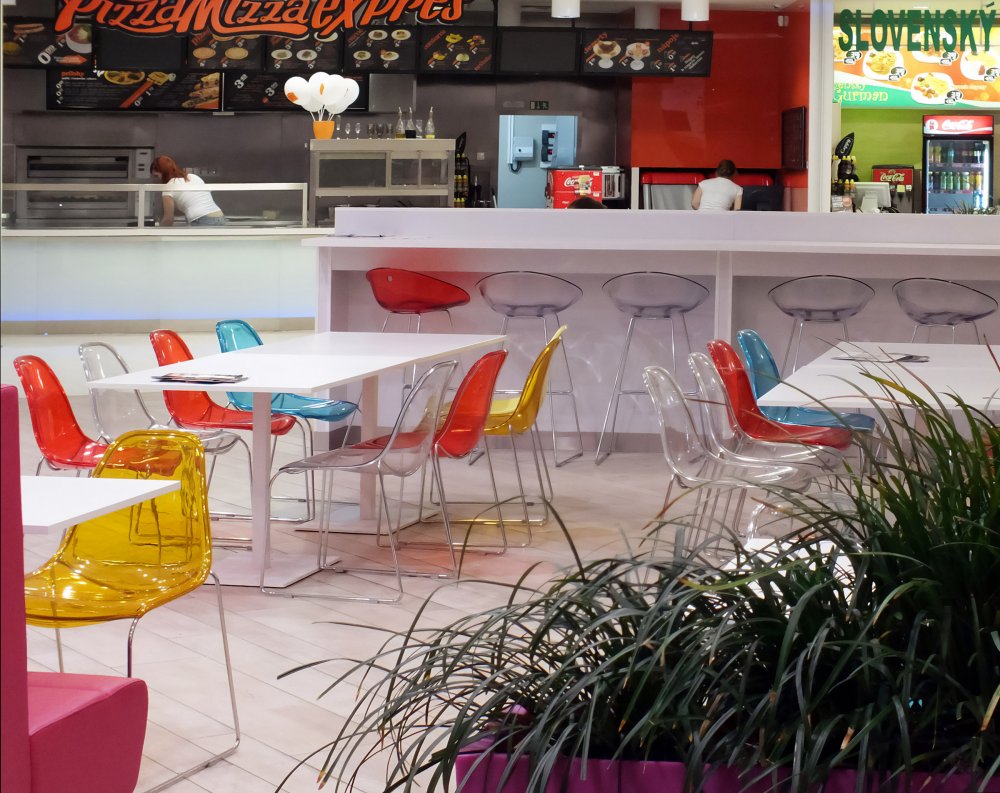 Foodcourt Mirage Žilina 2011