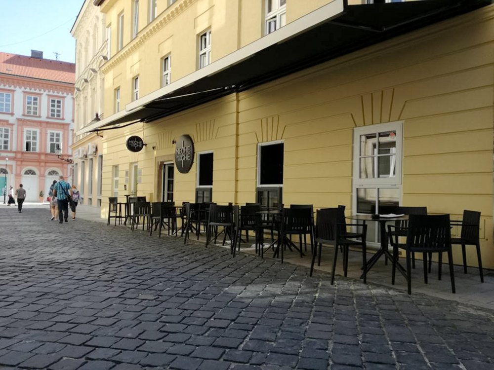 Reštaurácia Mecheche 2017